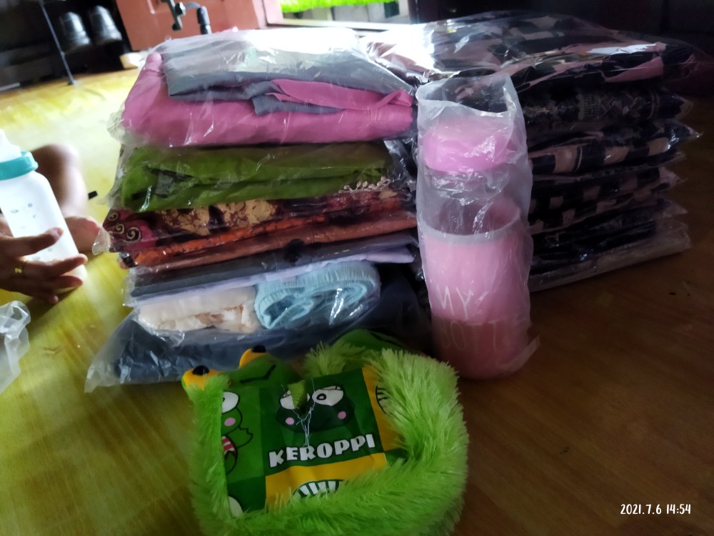 Bantal Guling Squishy Squisi Squishi Motif Karakter Anak