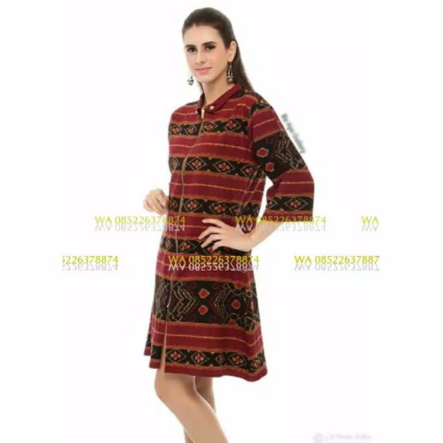 Dres tenun motif moumere