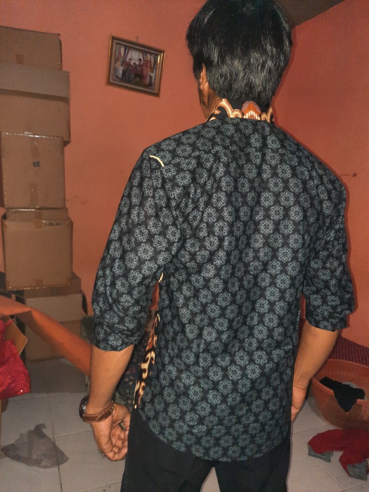 Hem Kemeja Batik Slim Fit Premium Mewah A12