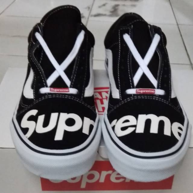 

Old school supreme glow in the dark