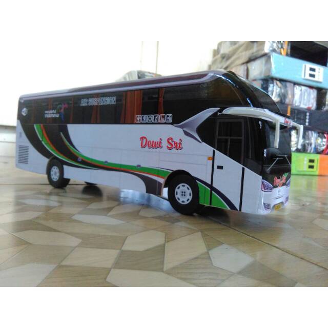 Miniatur Bus Dewi Sri Sr2 By : Laksana