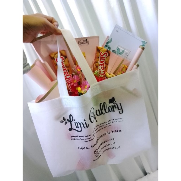 

Buket coklat silverqueen