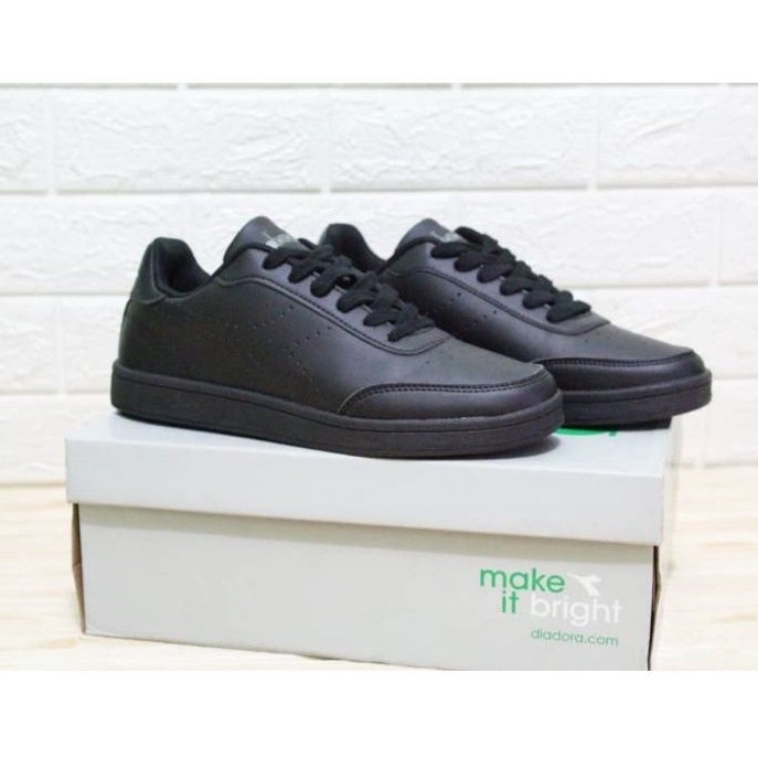 DIADORA GIVANO MONO BLACK ORIGINAL