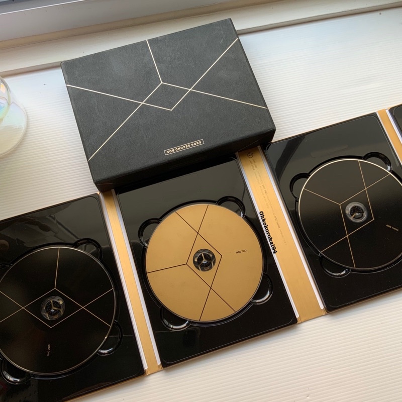 EXO SECOND BOX DVD OFFICIAL KASET