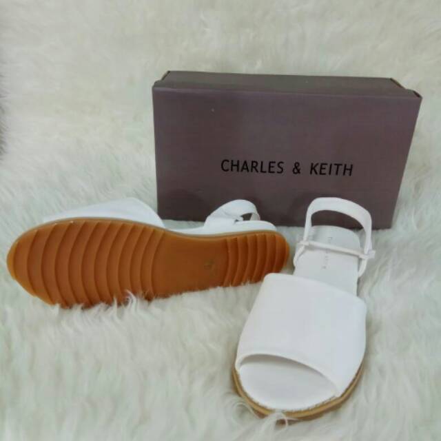 sandal charles & keith