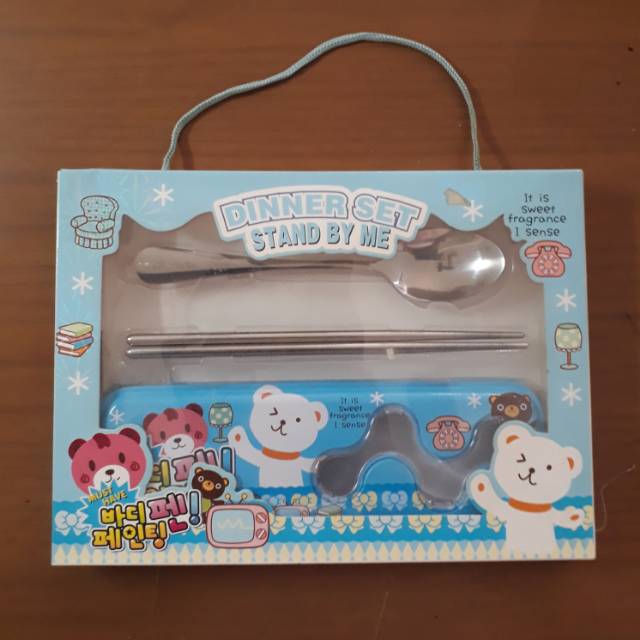 

Set Alat Tulis Stationery Kotak Tempat Pensil & Alat Makan Karakter Kartun