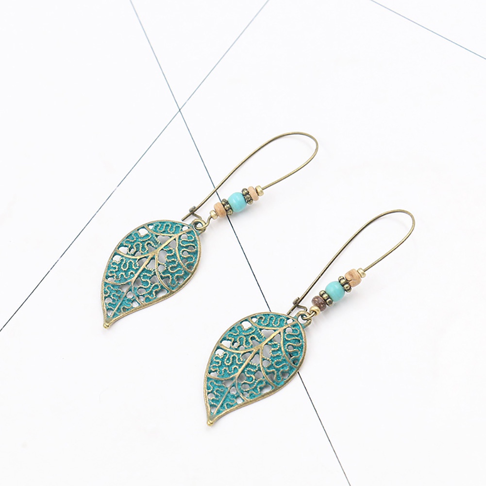 Hu Hu Hu Hu Hu Alat Bantu Pasang Kacamata♡ Anting Kait Gantung Statement Desain Daun Hollow Hias Turquoise Imitasi Gaya Retro Untuk Wanita