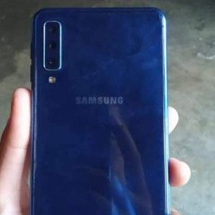 Samsung galaxi a7 2018