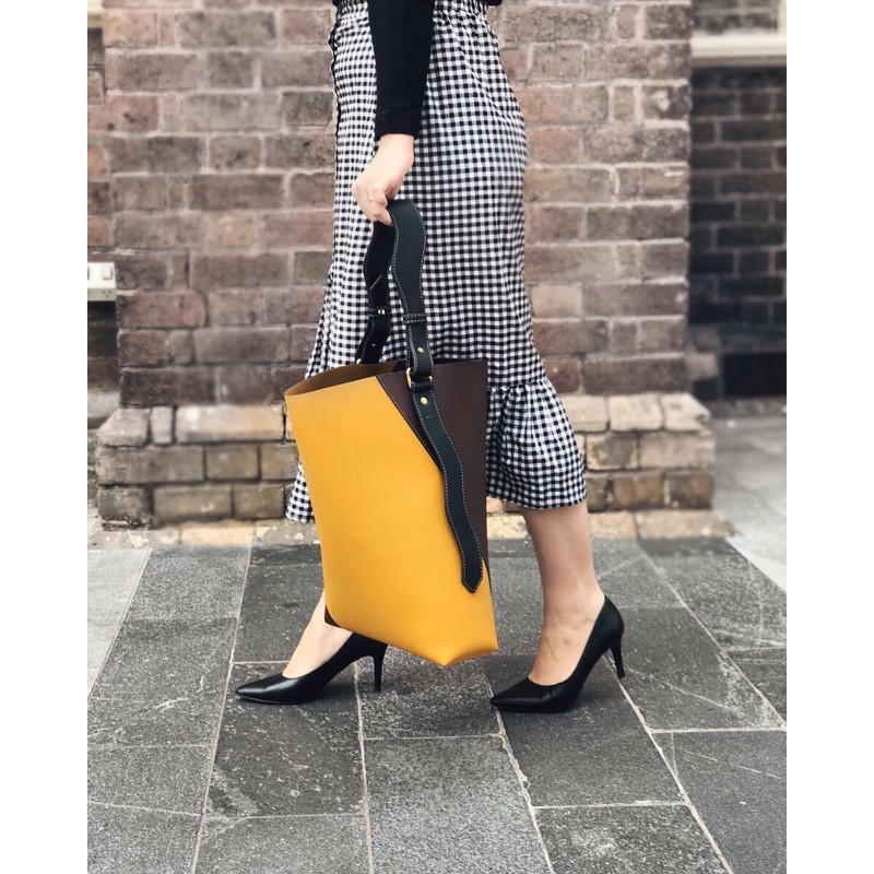 Ruth Tote Bag - Navy Coral / Brown Mustard (ALLDAYWEEKEND) Tas Tote