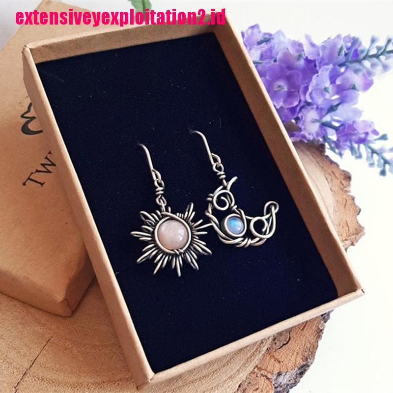 &lt; E2id &amp; &gt; Anting Tusuk Gantung Asimetris Desain Matahari + Bulan Gaya Retro Untuk Wanita