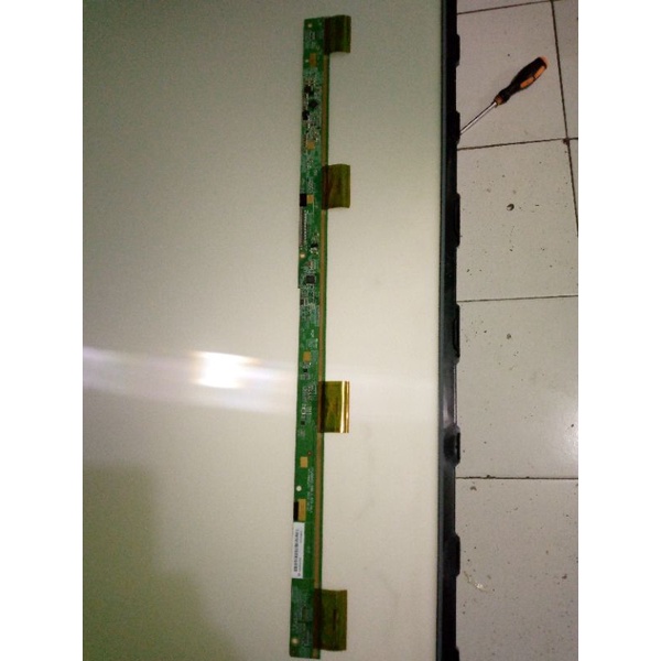 Tcon Ticon tv led LG 32lf520a original