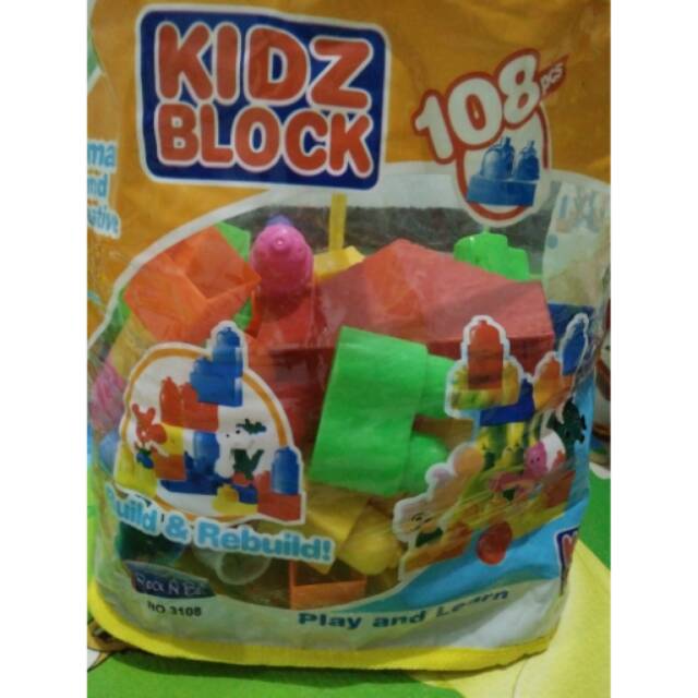Lego besar