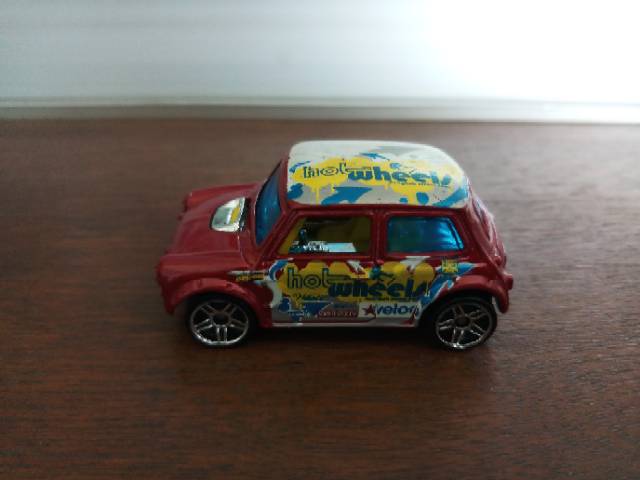 Hot Wheels Mini Cooper - Morris Mini - Veloo - Loose