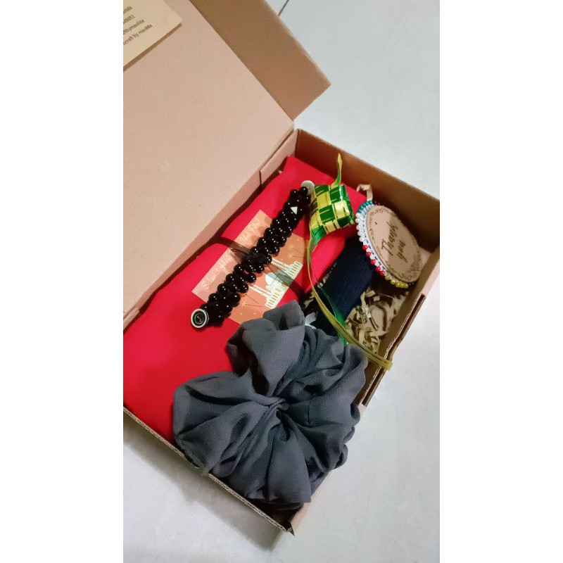 

Paket Hampers Lebaran Murah