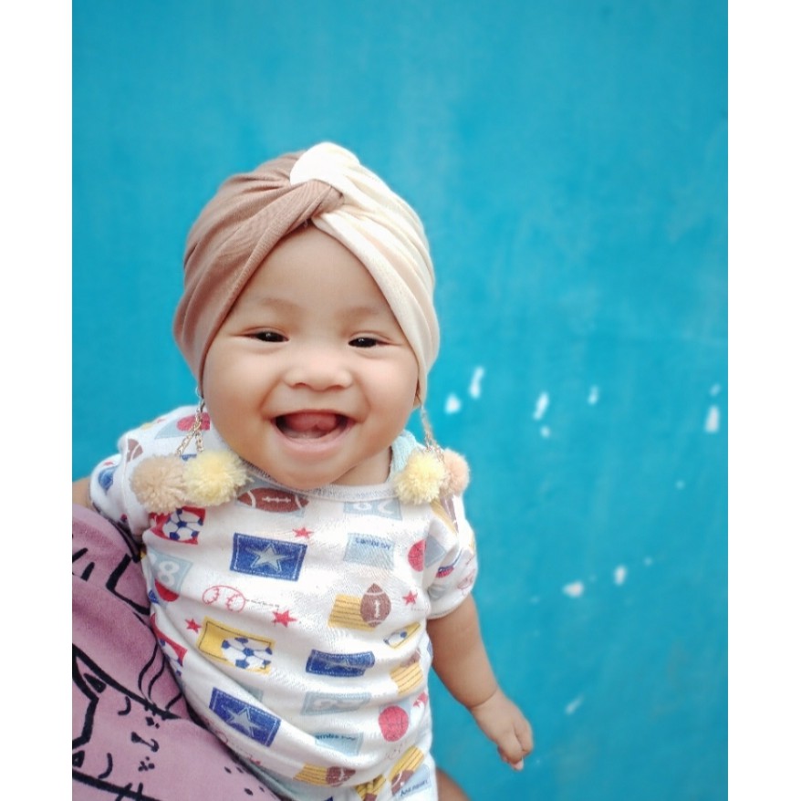 Turban Anak Bayi Perempuan Kombinasi Pompom