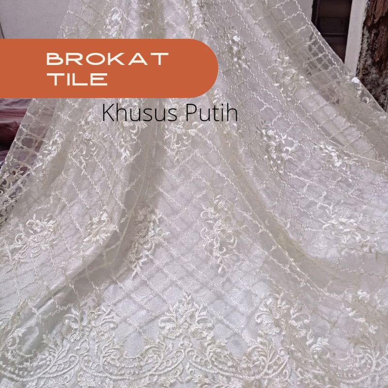 Kain Brukat tile khusus putih Bahan kebaya Brokat tulle motif kotak tepi bunga bordir Harga 1/2meter
