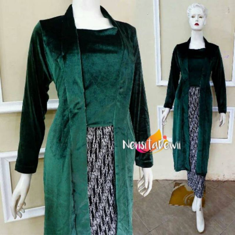 Kebaya Bludru Kutubaru - Panjang