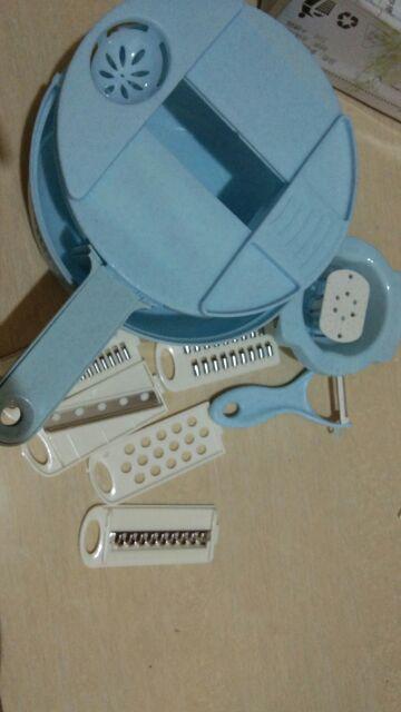 Vegetable Cutter 12in1 Alat Parut Sayur, Buah , Multifungsi