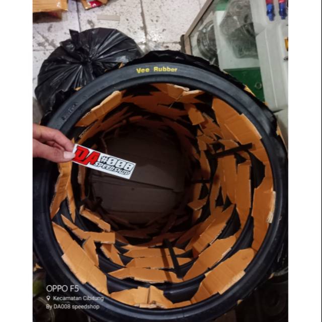 Ban luar Vee Rubber Drakula ring 17-60/75