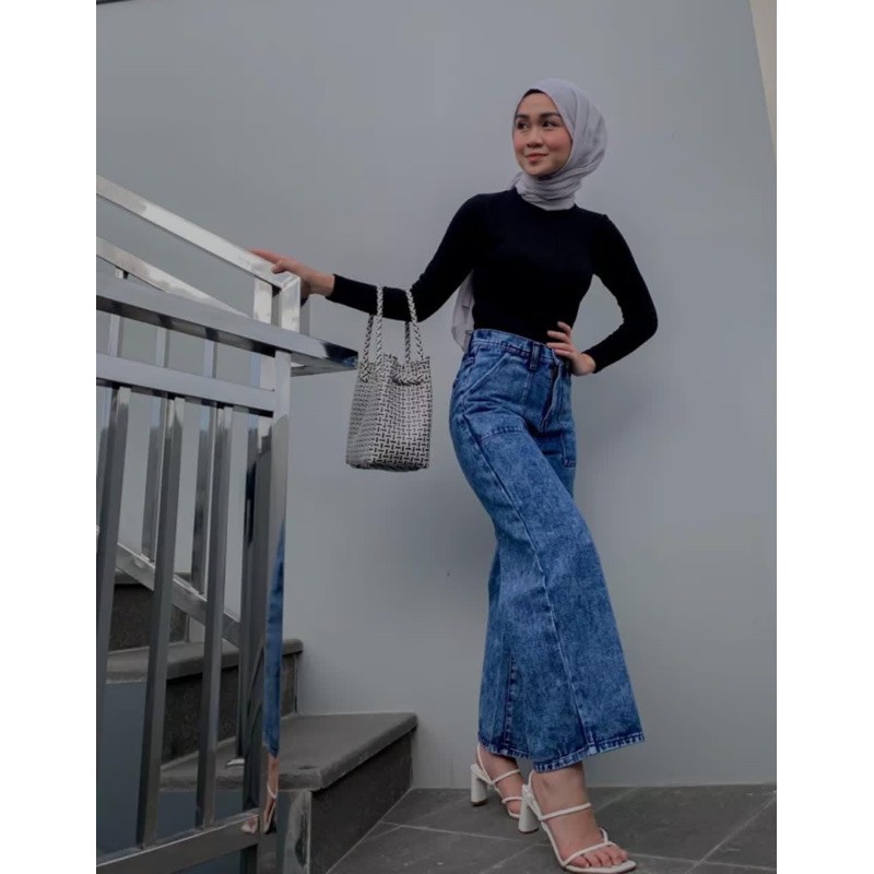 Celana Kulot jeans Hw pull and Bear Non Stretch snow Blue