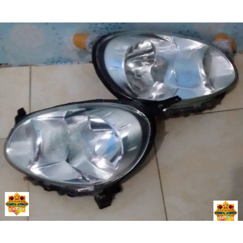 headlamp nissan march
