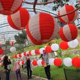 Lampion Outdoor Merah Putih Dekorasi 17 Agustus Lampion Kain Parasut