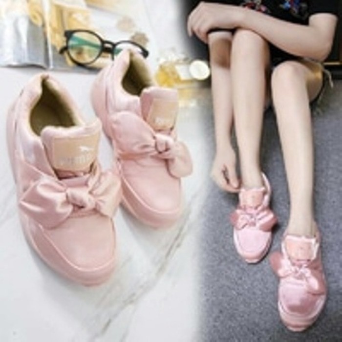 SEPATU WANITA PUMA PITA SALEM