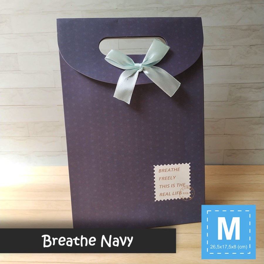 

Paper Bag Pita Motif Ukuran M / Tas Kertas Kado - BREATHE