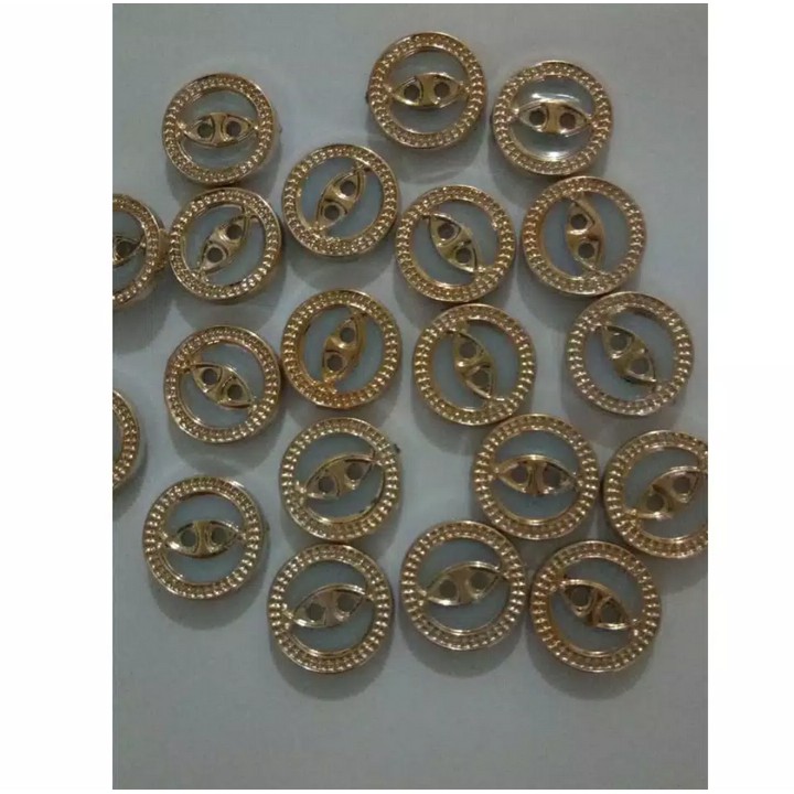 Kancing Baju Kemeja Gepeng Emas Lubang 2 diameter 15mm isi 100pcs