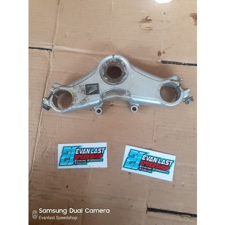 segitiga atas cbr 150 old