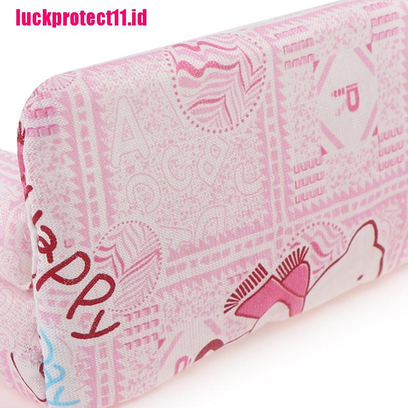 Lucktoy Miniatur Sofa Motif Bunga Dengan 2 Bantal Untuk Aksesoris Rumah Boneka