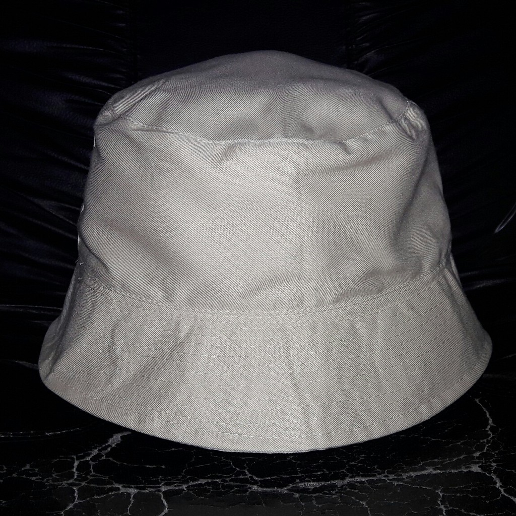 Topi oval bucket hat krem topi bulat bucket