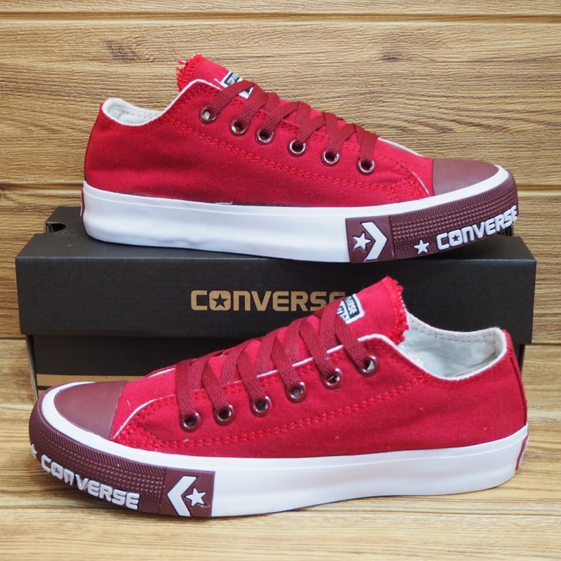 SEPATU CASUAL CONVERSE ALL STAR X UNDEFEATED CHUCK TAYLOR II 2 SNEAKER SHOES SIZE MADE IN VIETNAM