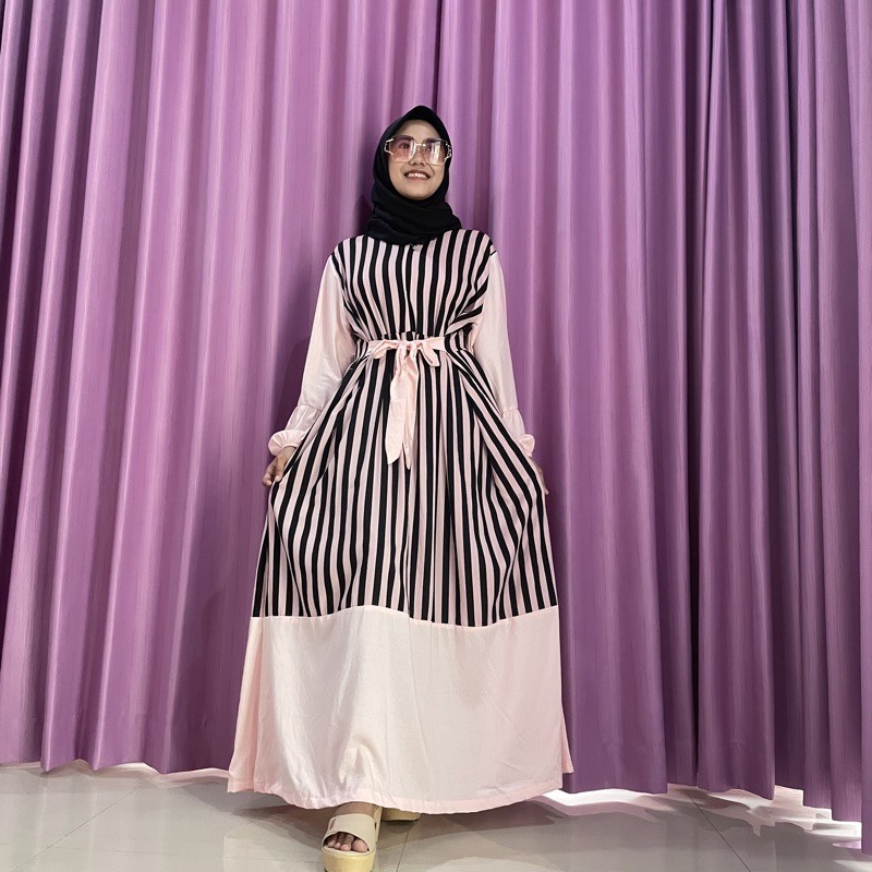 Gamis Kekinian Kombinasi Polos Dan Motif