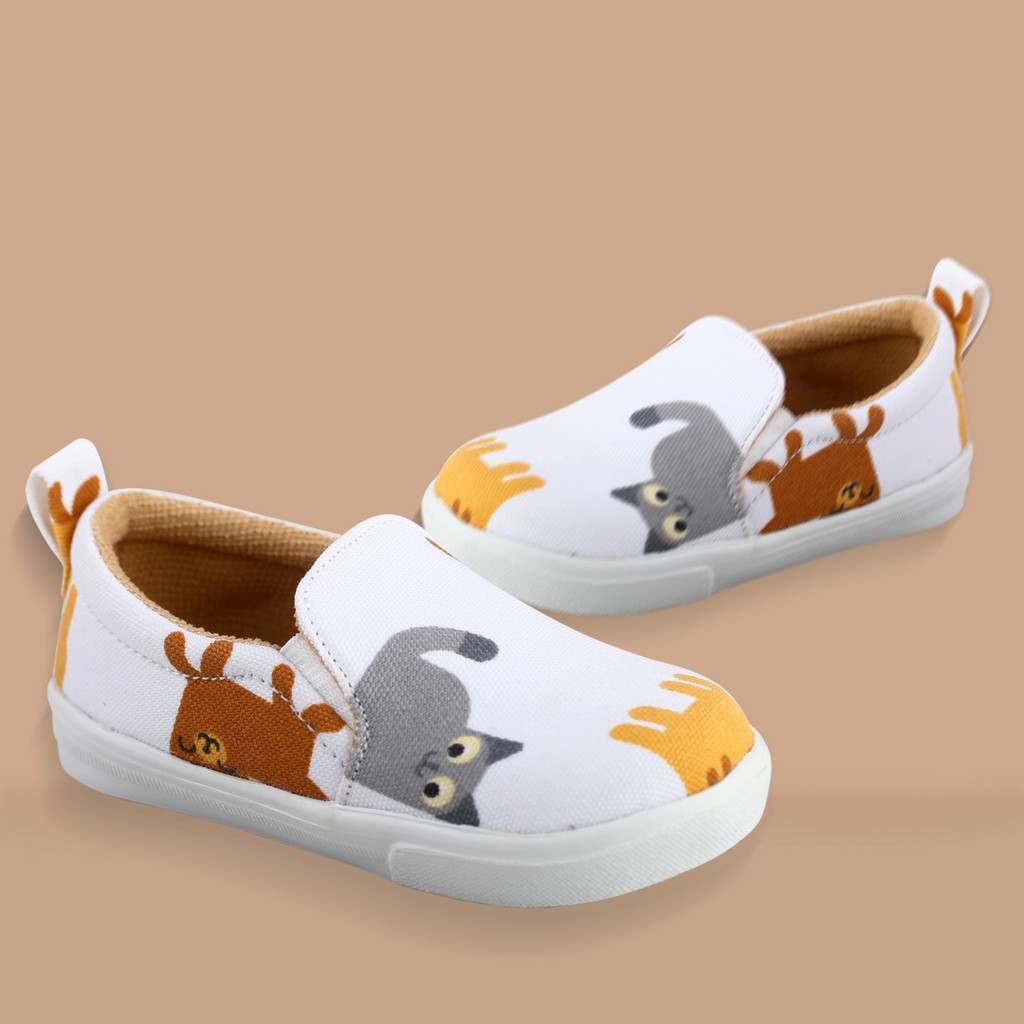 sepatu anak slip on motif kartun usia 1 2 tahun E01 KUCING PUTIH