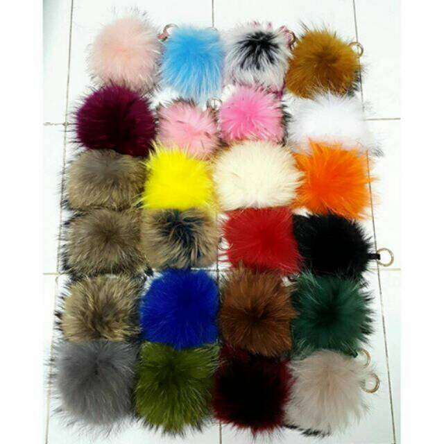

Racoon furball non tag diameter 18cm