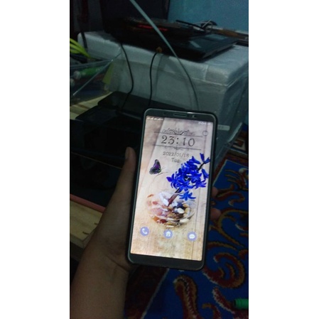 handphone vivo v7 (bekas) 4/64