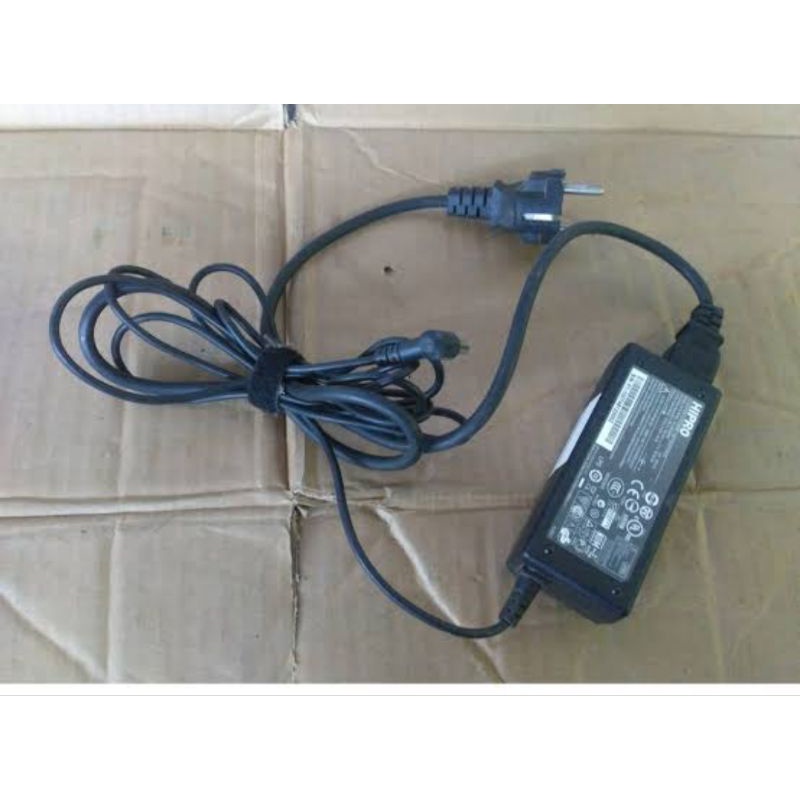 charger laptop acer v5 431 431 original