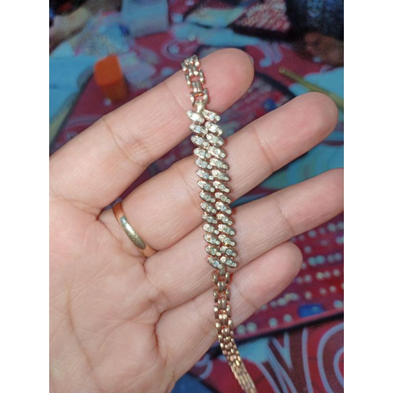 gelang padi tali jam berlian medan