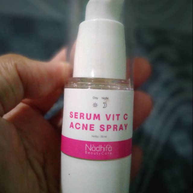 Nadhifa serum VIT C Acne spray
