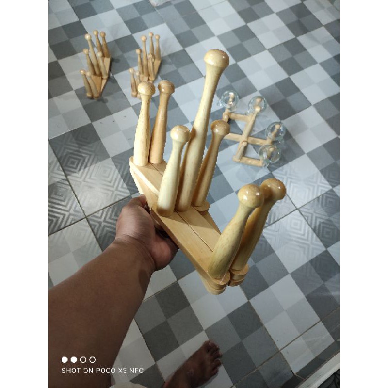 Rak Gelas Kayu / Tempat Gelas Kayu / Rak Gelas Cangkir / Mug Holder Kayu