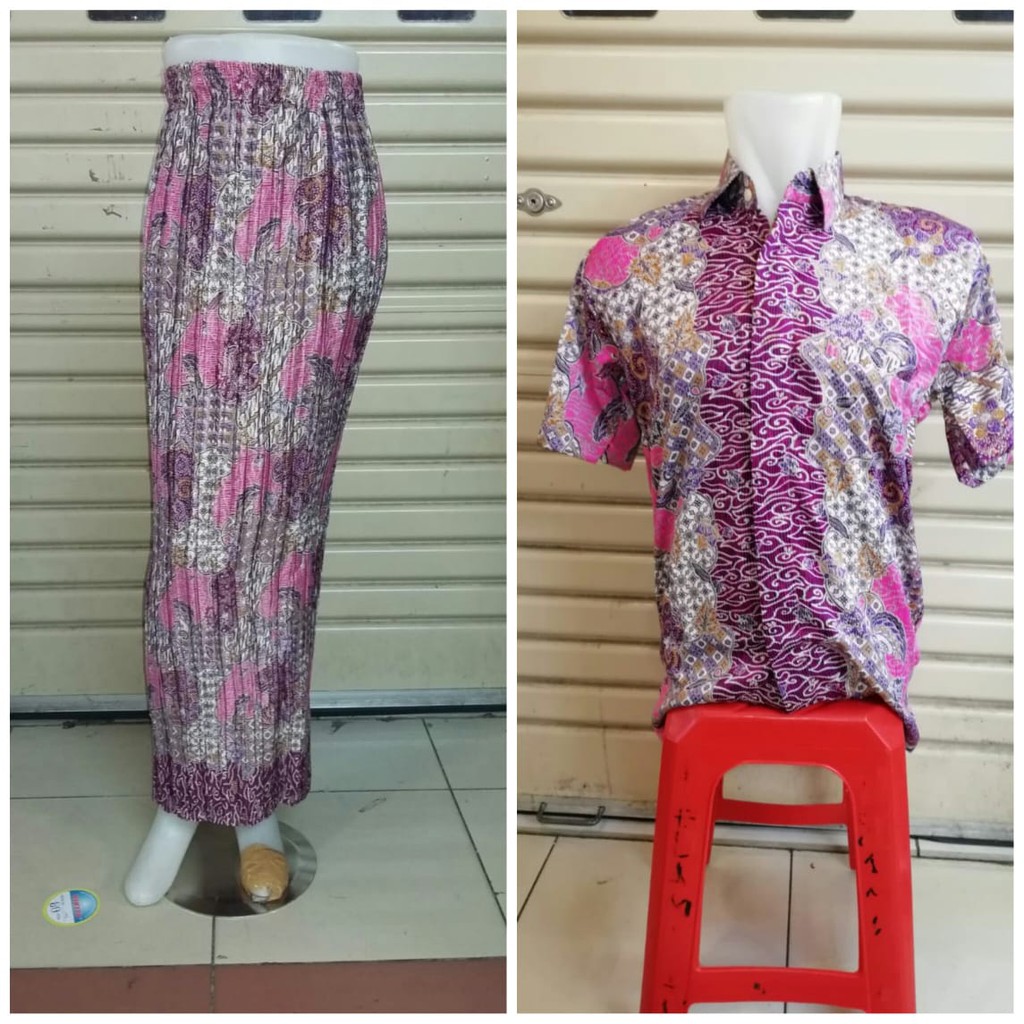 SETELAN COUPLE BATIK ROK PLISKET DAN KEMEJA KEMEJA PENDEK (4)