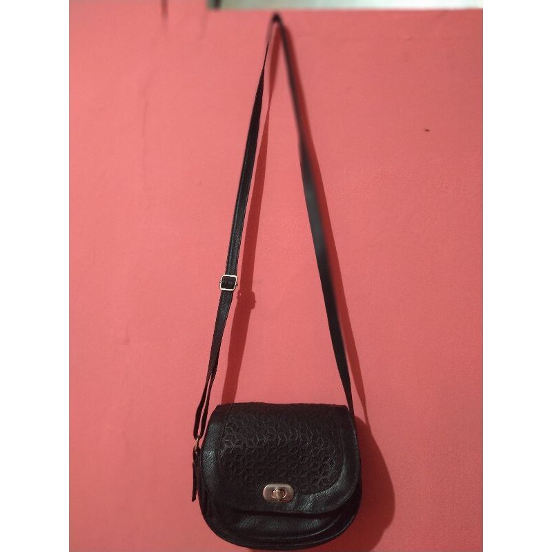 Preloved Tas Kulit Merek Atmosphere