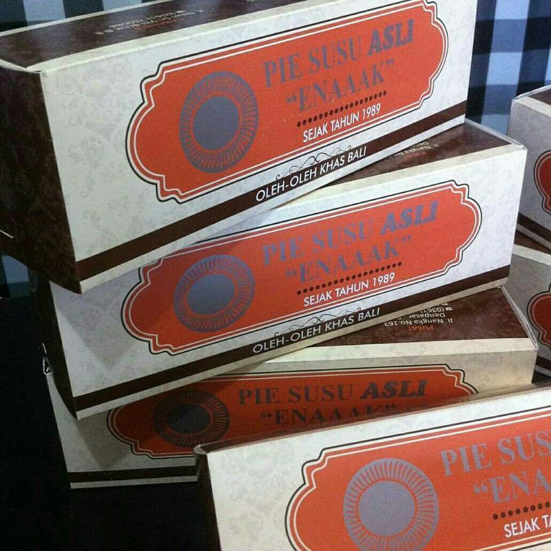 

Pie Susu Asli Enak isi 10pcs / Pie Susu / Pie Bali / Oleh-oleh Khas Bali