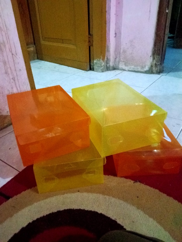 He 256 Organizer Kotak Tempat Rak Sepatu Plastik Transparant Transparan Box Serbaguna