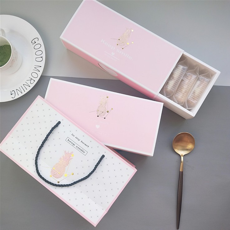 

Nastar Taiwan Pineapple Pink Box + Paperbag Box Kue Nastar Import Packaging Kue Kering Lucu