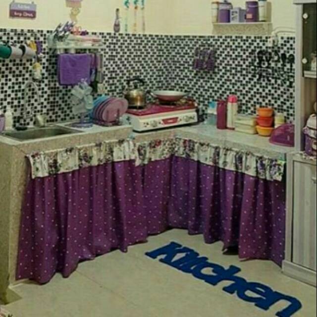 Gorden kolong meja dapur model poni atas