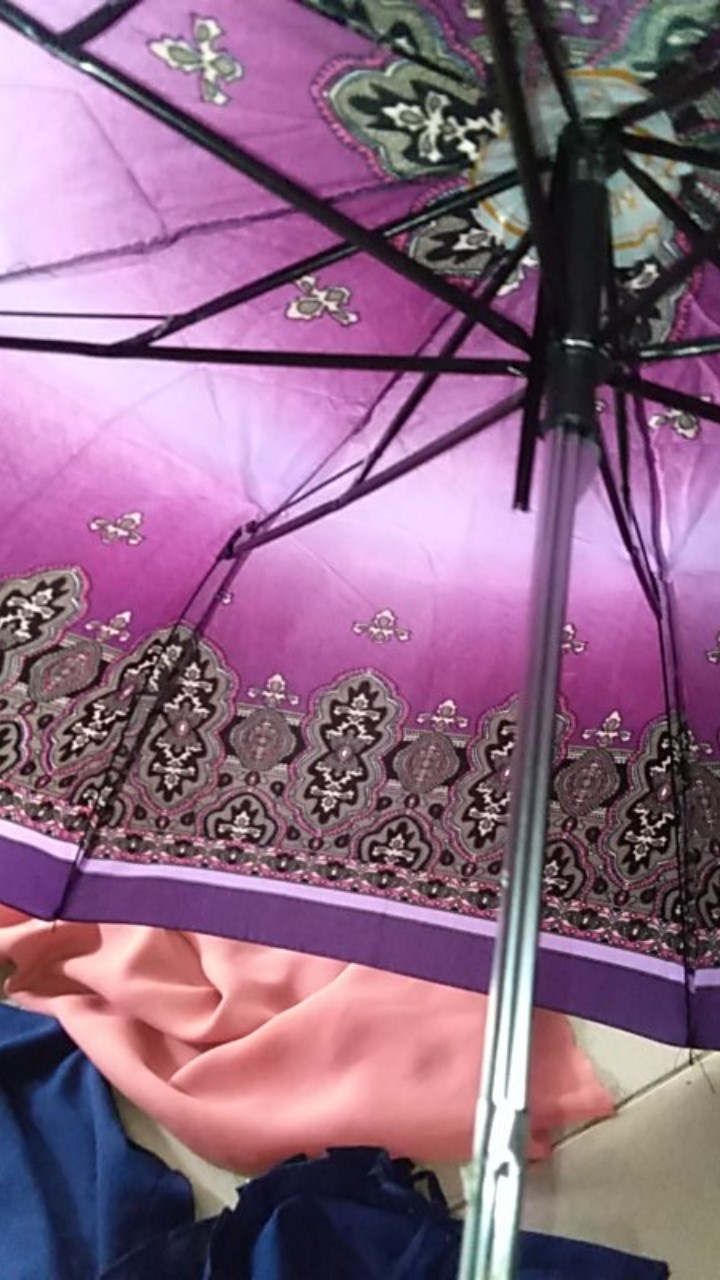 Payung Lipat Dengan Bahan Tahan Angin Dan Hujan Motif Bunga