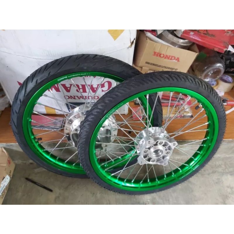 VELG JARI JARI PCX RING V ROSSI 17  PLUS BAN