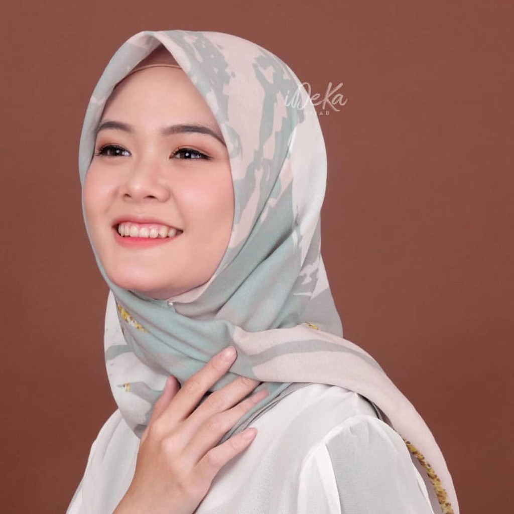 Hijab Fashion Motif IDEKA Persegi Murah